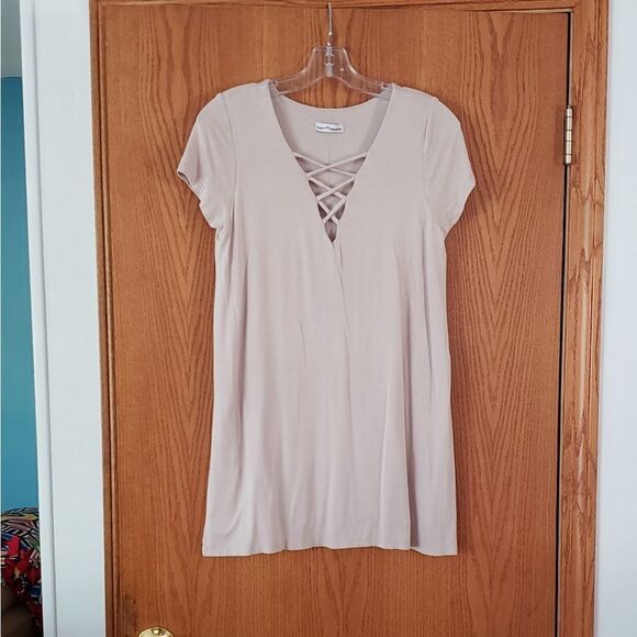 Dainty Hooligan Cream Tunic Top/Dress Sz M - Picture 2 of 4
